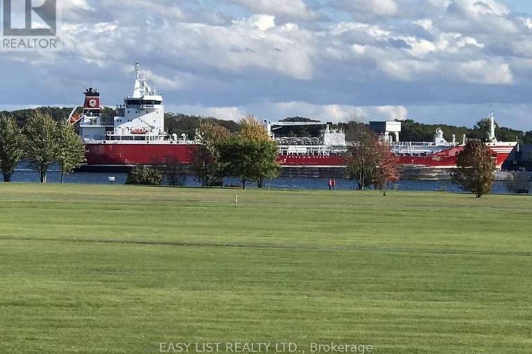 29310855/36-elizabeth-drive/iroquois/south-dundas/ontario/K0E1K0_12