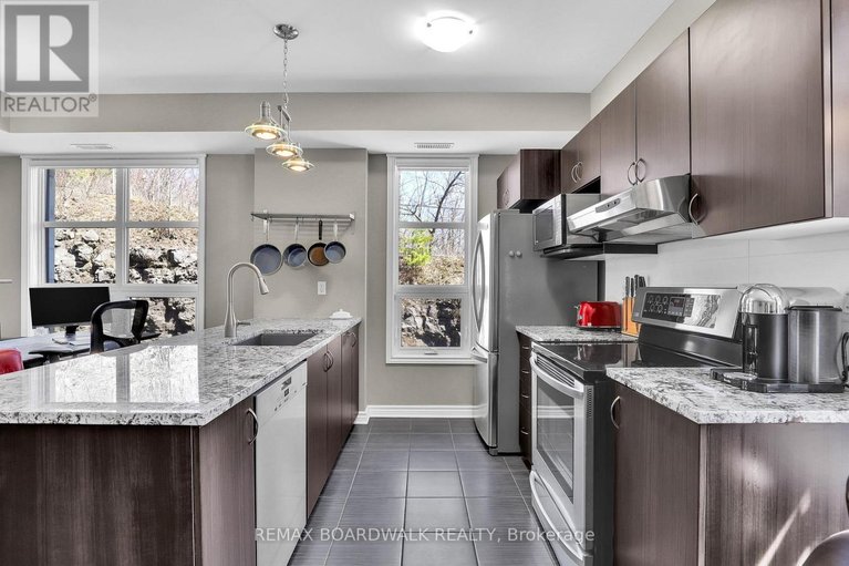 29634431/202-230-titanium-private-e/convent-glen-north/ottawa/ontario/K1C0C1_2