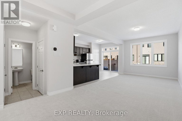 29366734/714-derreen-avenue/stittsville-north/ottawa/ontario/K2S2Y7_9