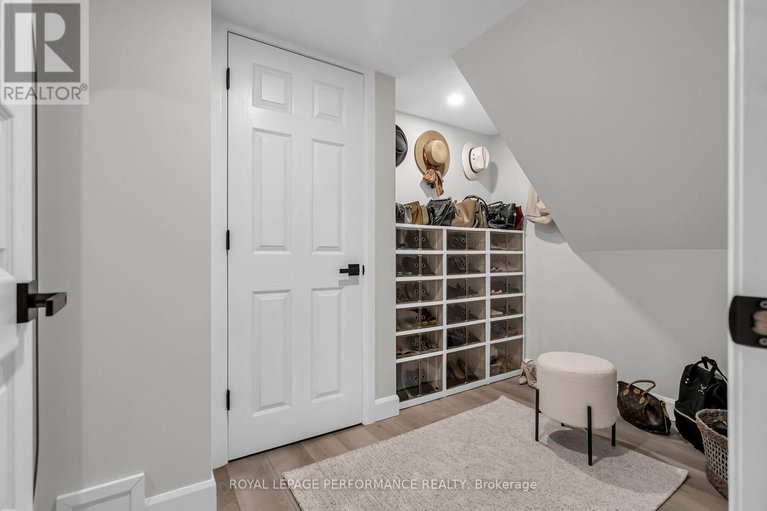 28627551/4-matthew-kieran-crescent/long-sault/south-stormont/ontario/K0C1P0_42