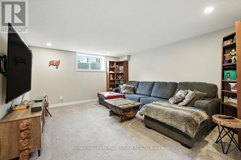 28840776/381-gerry-lalonde-drive/avalon-west/ottawa/ontario/K4A0X2_19