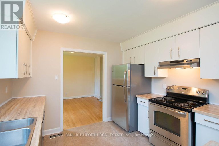 28459730/25-wren-road/rothwell-heights/ottawa/ontario/K1J7H5_16