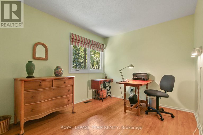 28804584/484-hazeldean-road-unit-1/ottawa/ontario/K2L1V4_44