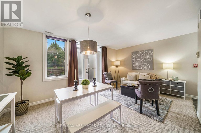 28356424/a-330-everest-private/elmvale-acres/ottawa/ontario/K1G4E4_6