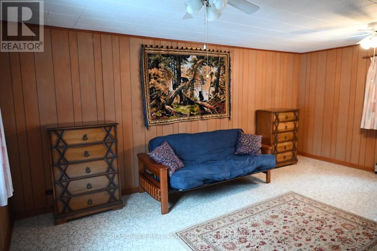 29278430/11-peter-street/maxville/north-glengarry/ontario/K0C1T0_21