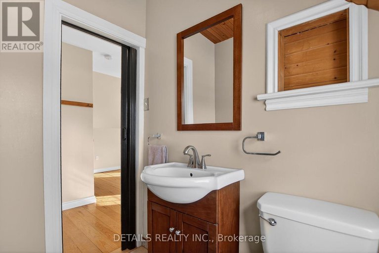 29659052/5554-osgoode-main-street/osgoode/ottawa/ontario/K0A2W0_19