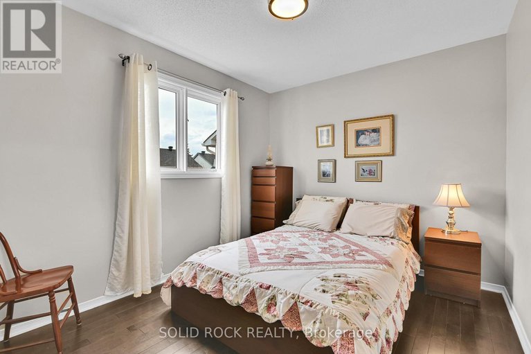 28372403/1824-mccallum-drive/fallingbrookgardenway-south/ottawa/ontario/K4A3T7_24
