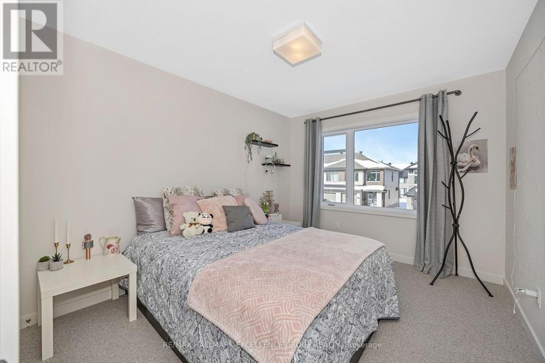 29400728/677-honeydew-street/riverside-southgloucester-glen/ottawa/ontario/K1X0K5_26