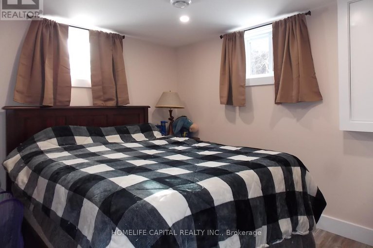 29204242/2515-gravelle-crescent/blackburn-hamlet/ottawa/ontario/K1B3A4_20