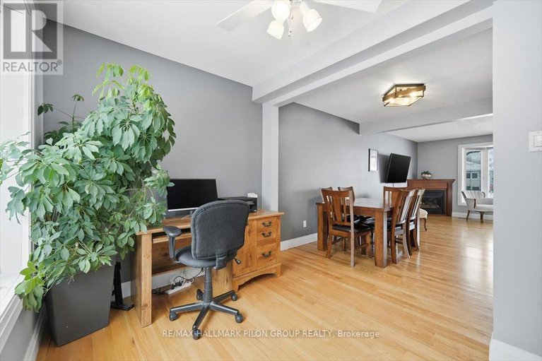 29278665/962-weston-drive/elmvale-acresurbandale/ottawa/ontario/K1G1X2_8