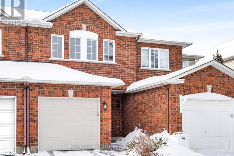 29139961/11-foxden-place/hunt-club-park/ottawa/ontario/K1G6A5_1