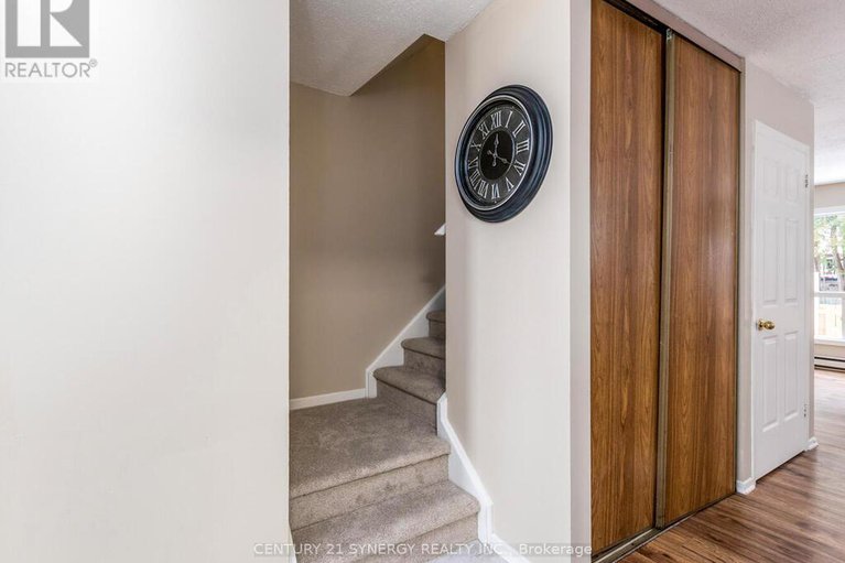 29268847/51-3115-olympic-way/blossom-parkleitrim/ottawa/ontario/K1T1Y7_16