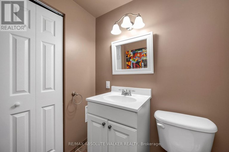 29318245/1849-montereau-avenue/chapel-hill/ottawa/ontario/K1C5X5_38