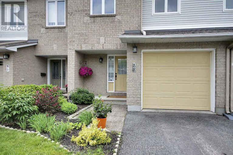 28432105/88-covington-place/centrepointe/ottawa/ontario/K2G6B6_2