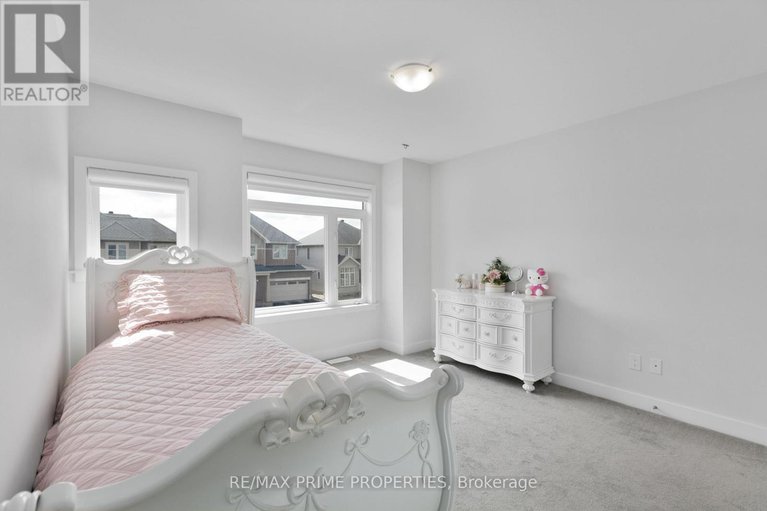 29225023/249-fountainhead-drive/mer-bleuebradley-estatesanderson-park/ottawa/ontario/K1W0H4_27