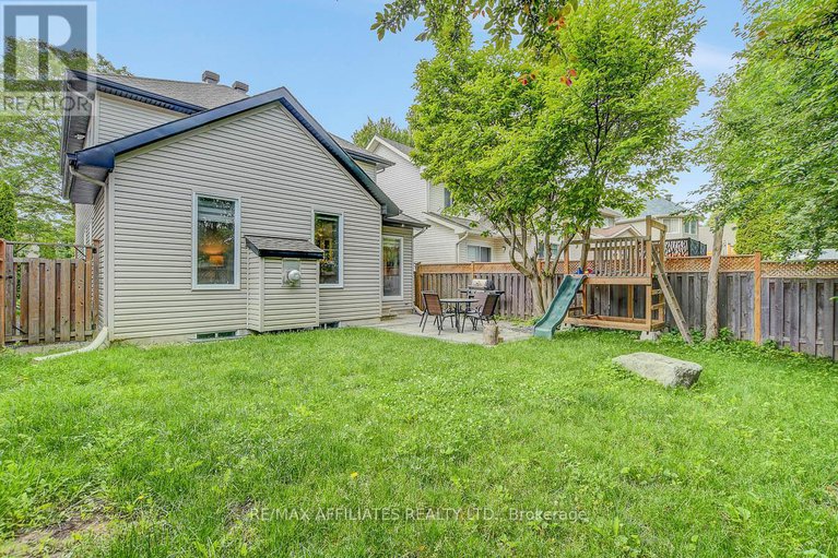 28483640/31-spur-avenue/bridlewood/ottawa/ontario/K2M2R9_47