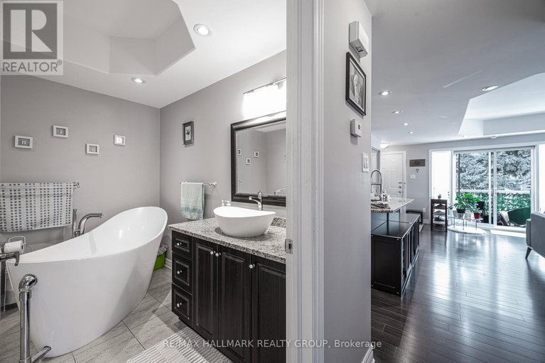 28775402/14-1238-marenger-street/convent-glen-south/ottawa/ontario/K1C1S2_19
