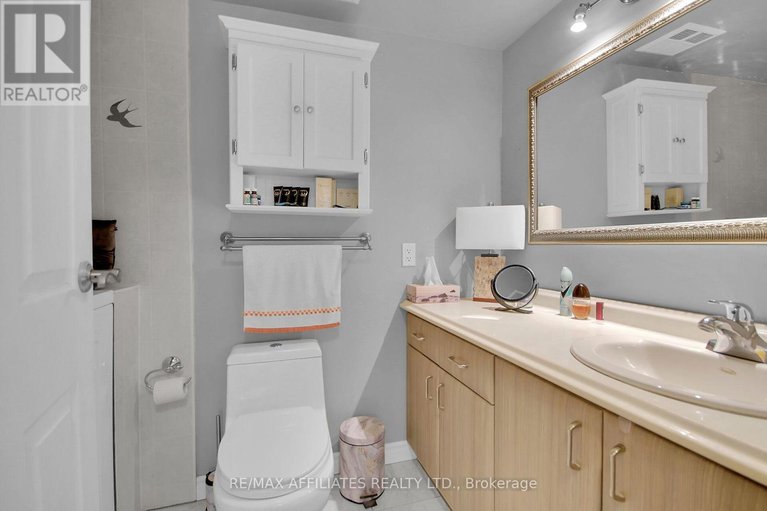 28339810/u303-200-lafontaine-avenue/vanier/ottawa/ontario/K1L8K8_21