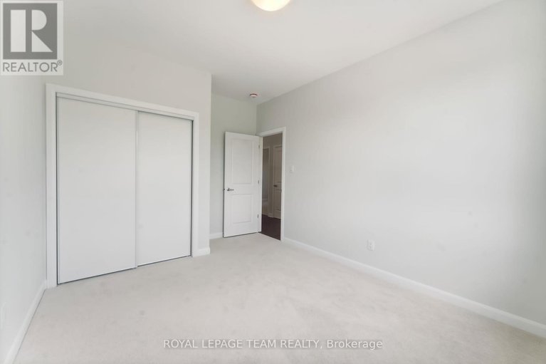 27736125/5045-abbott-street-e/ottawa/ontario/K2V0V2_35