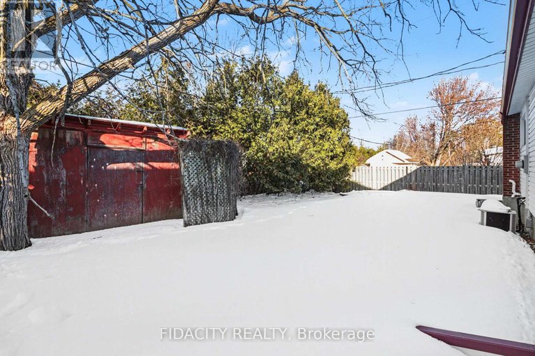 29383731/1933-connecticut-avenue/urbandale-acres/ottawa/ontario/K1H6Y3_23