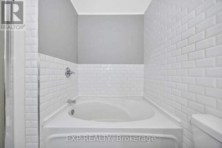 29324936/268-eye-bright-crescent/riverside-southgloucester-glen/ottawa/ontario/K1V2K7_25