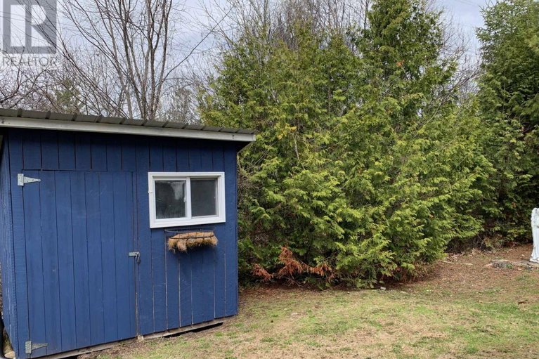 29652349/459-foxhall-way/bridlewood/ottawa/ontario/K2M0G2_29