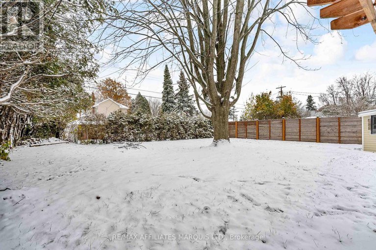 29096384/24-bethune-avenue/long-sault/south-stormont/ontario/K0C1P0_39