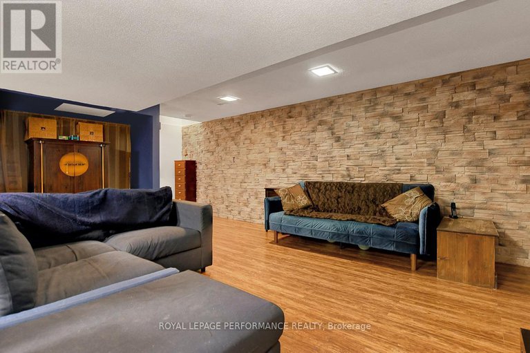 28895851/6-sellers-way/arlington-woods/ottawa/ontario/K2H7Y4_37