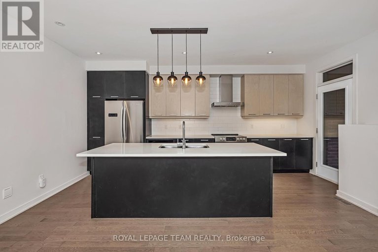 28811233/522-borbridge-avenue/riverside-southgloucester-glen/ottawa/ontario/K4M0H9_13