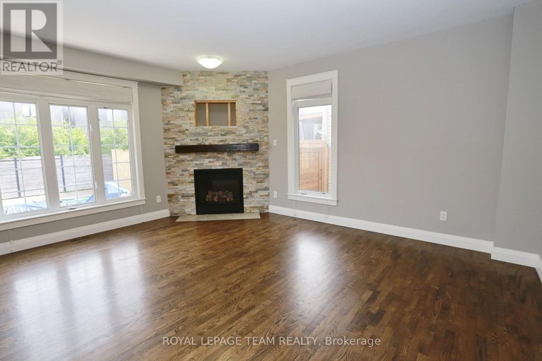 29107094/78-friendly-crescent/stittsville-south/ottawa/ontario/K2S2B5_8