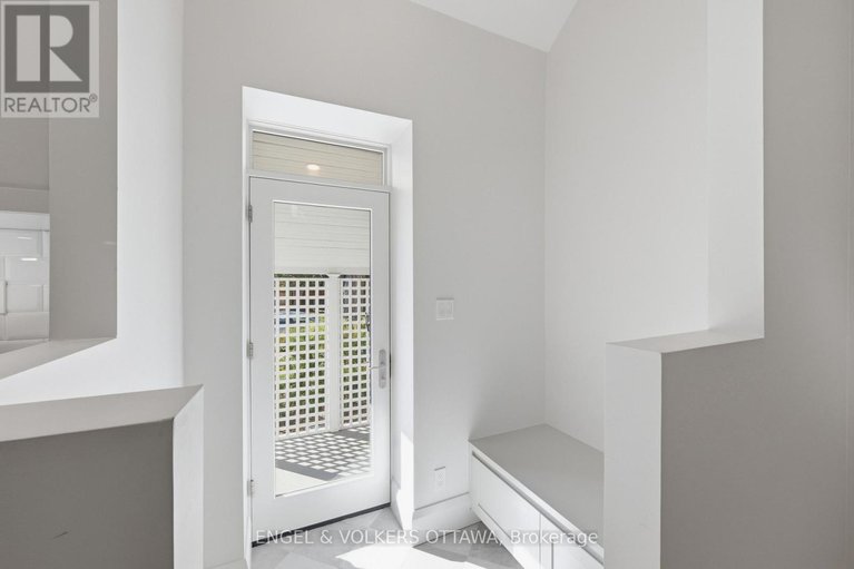 29649228/71-thomas-street/new-edinburgh/ottawa/ontario/K1M1M7_20