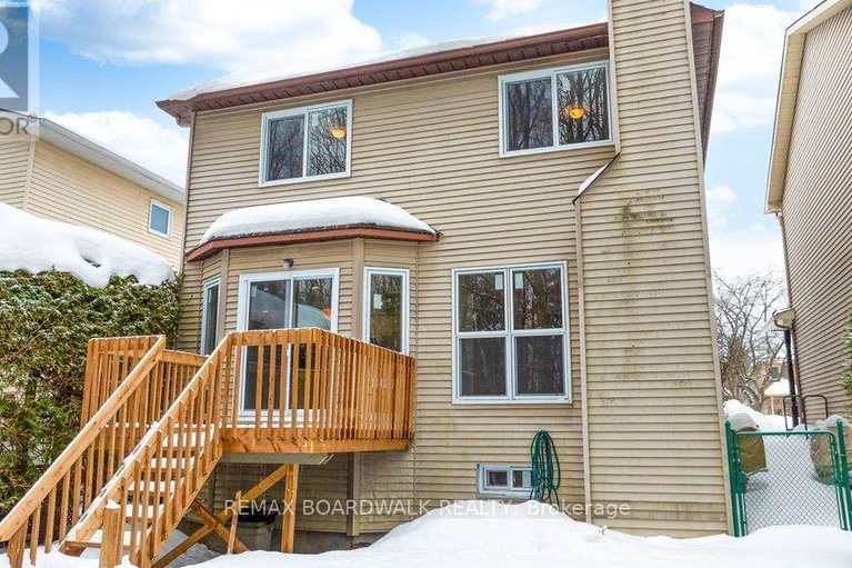 29379156/1707-des-perdrix-crescent/orleanssunridge/ottawa/ontario/K1C5E3_41