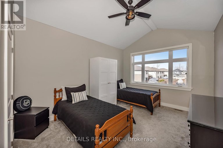 29645049/325-proud-walk/stittsville-south/ottawa/ontario/K2S2L6_20