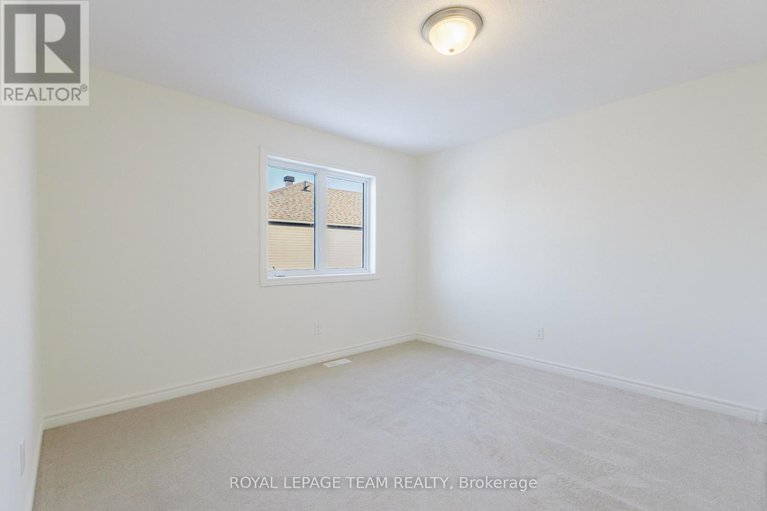 29440010/637-clearbrook-drive/strandherd/ottawa/ontario/K2J5S1_19