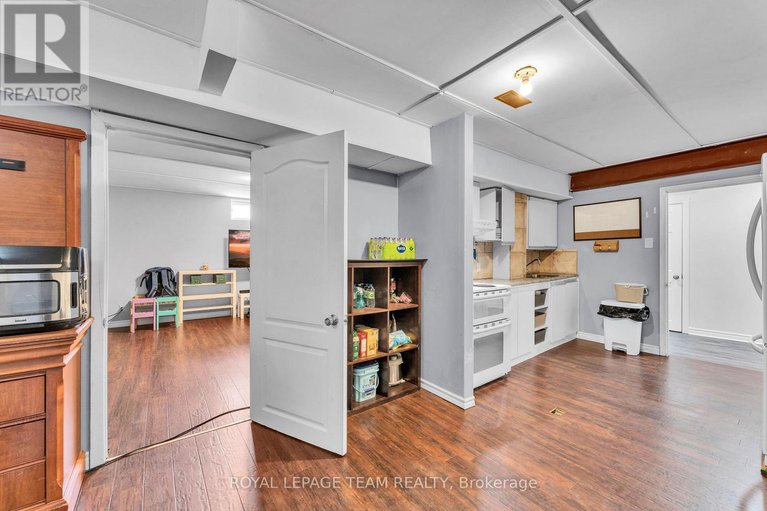 29341434/1409-mory-street/emerald-woodssawmill-creek/ottawa/ontario/K1T1C8_32