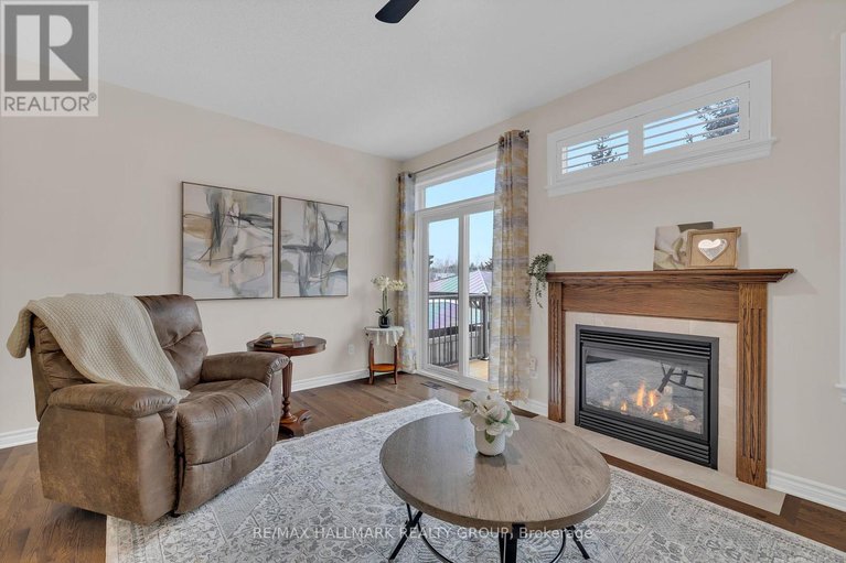 28308589/251-royal-landing-gate/north-grenville-twp-kemptville-south/north-grenville/ontario/K0G1J0_14