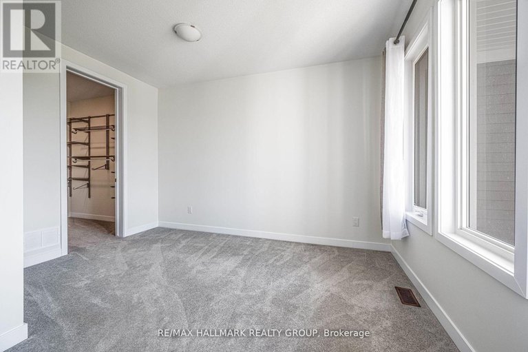28996957/6357-perth-street/btwn-franktown-rd-fallowfield-rd/ottawa/ontario/K0A2Z0_8