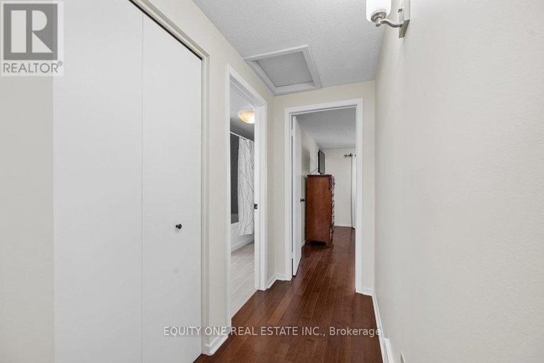 28549903/5-2-bertona-street/manordale/ottawa/ontario/K2G0W2_19