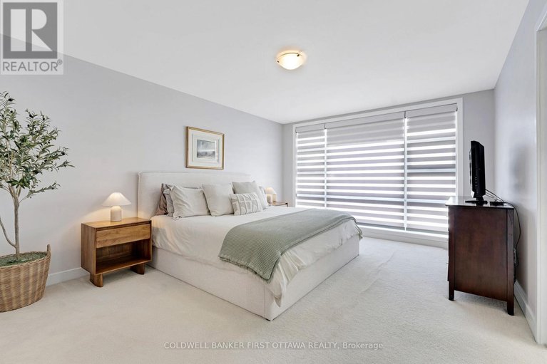 29465691/422-markdale-terrace/riverside-southgloucester-glen/ottawa/ontario/K4M0E2_22