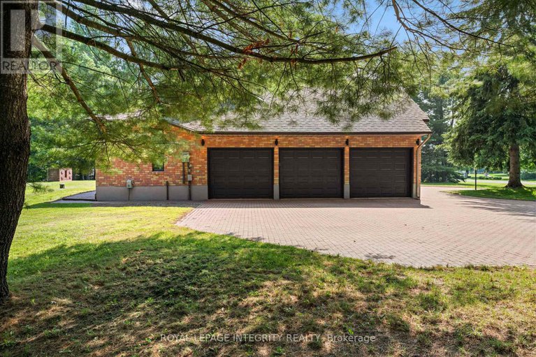 28625169/108-margaret-anne-drive/huntley-ward-south-east/ottawa/ontario/K0A1L0_4