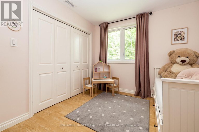 28439323/5455-west-river-drive/manotick-long-island-nicholls-island/ottawa/ontario/K4M1G7_33