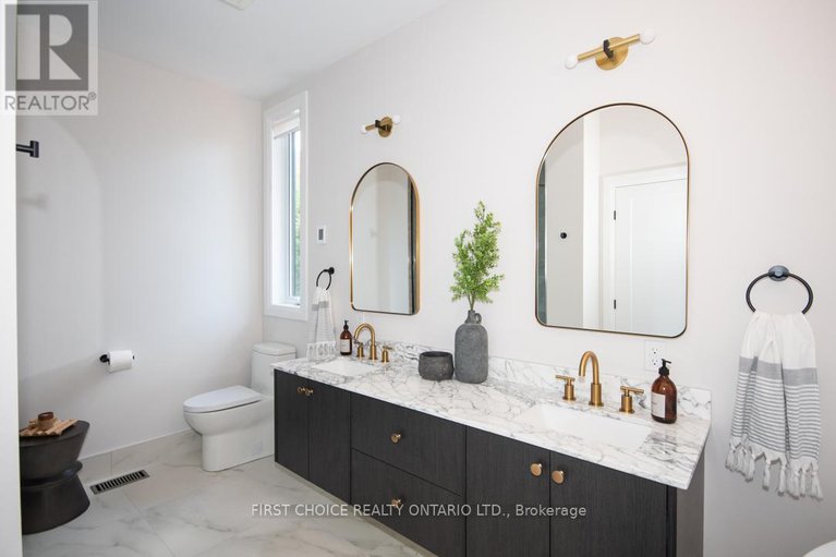 29386266/296-riverdale-avenue/old-ottawa-south/ottawa/ontario/K1S1R1_22