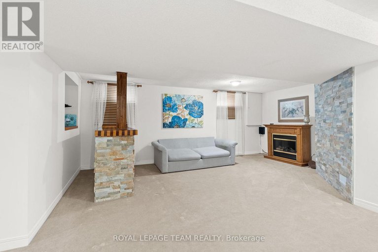 28648356/23-glacier-street/on-the-green/ottawa/ontario/K2J2M7_32