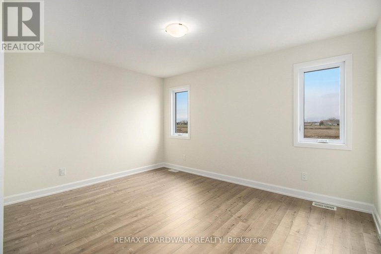 29491163/lot-46-falcon-lane/village-of-russell/russell/ontario/K4R1E5_8