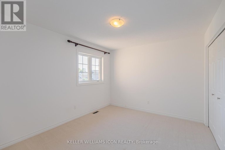 28867484/245-kiwanis-court/hunt-club-parkgreenboro/ottawa/ontario/K1T0H6_36