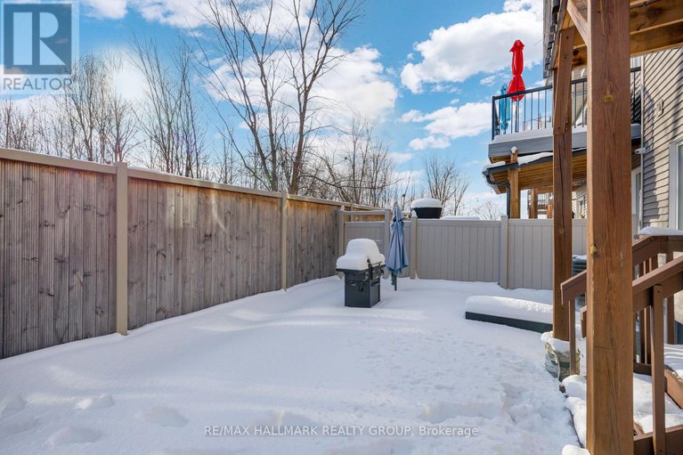 29294452/26-barn-swallow-private/riverside-southgloucester-glen/ottawa/ontario/K4M0H5_40