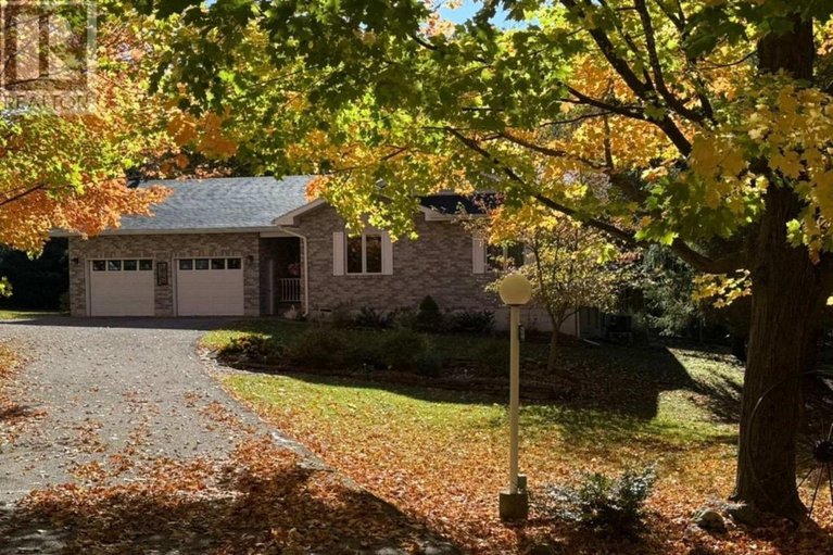 29541337/153-mclaren-drive/drummondnorth-elmsley-north-elmsley-twp/drummondnorth-elmsley/ontario/K7H0H1_35