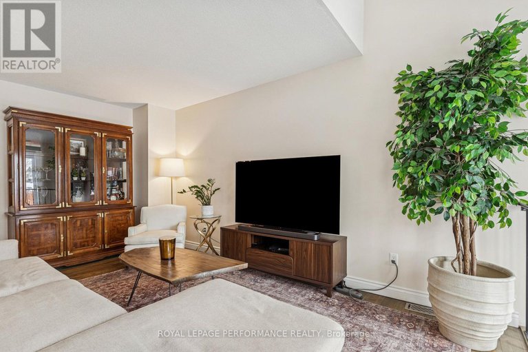 29354265/172-claiborne-way/queenswood-heights-south/ottawa/ontario/K1E3V1_17