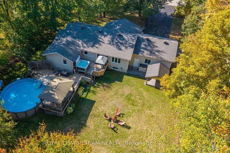 28943379/3309-wild-cherry-drive/osgoode/ottawa/ontario/K0A2W0_3