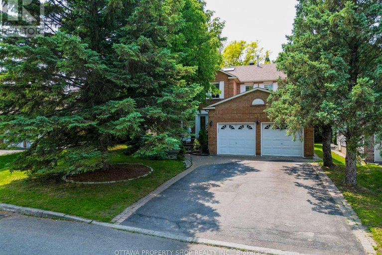 28429385/566-falwyn-crescent-w/fallingbrookridgemount/ottawa/ontario/K4A2A4_1
